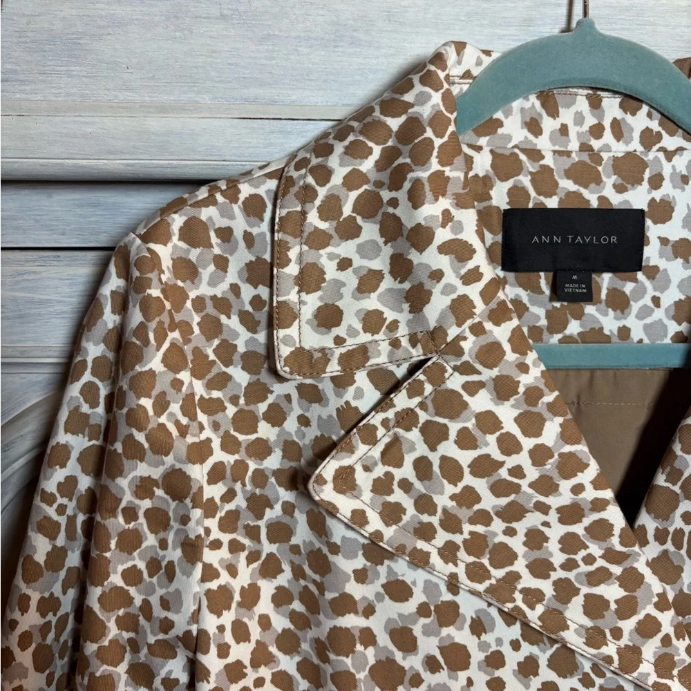 Ann Taylor Ivory Twill Animal Print Pea Coat Classic Preppy Stylish Modern Artsy - Picture 5 of 10